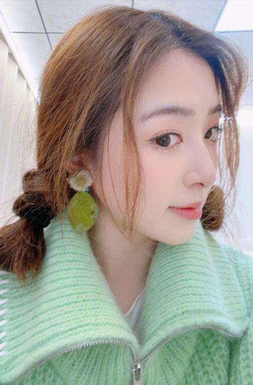 张含韵